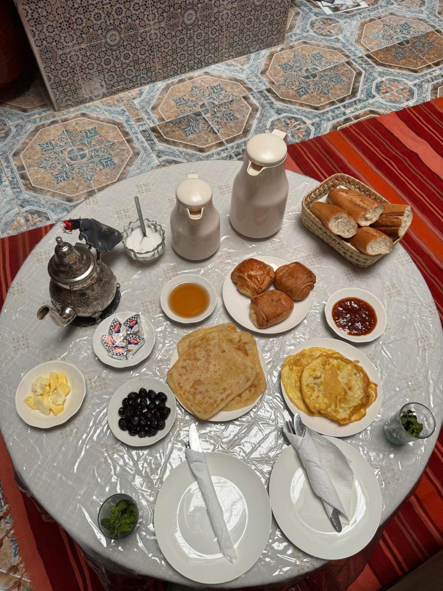 Dar Enouiina Hotel Fez Exterior foto