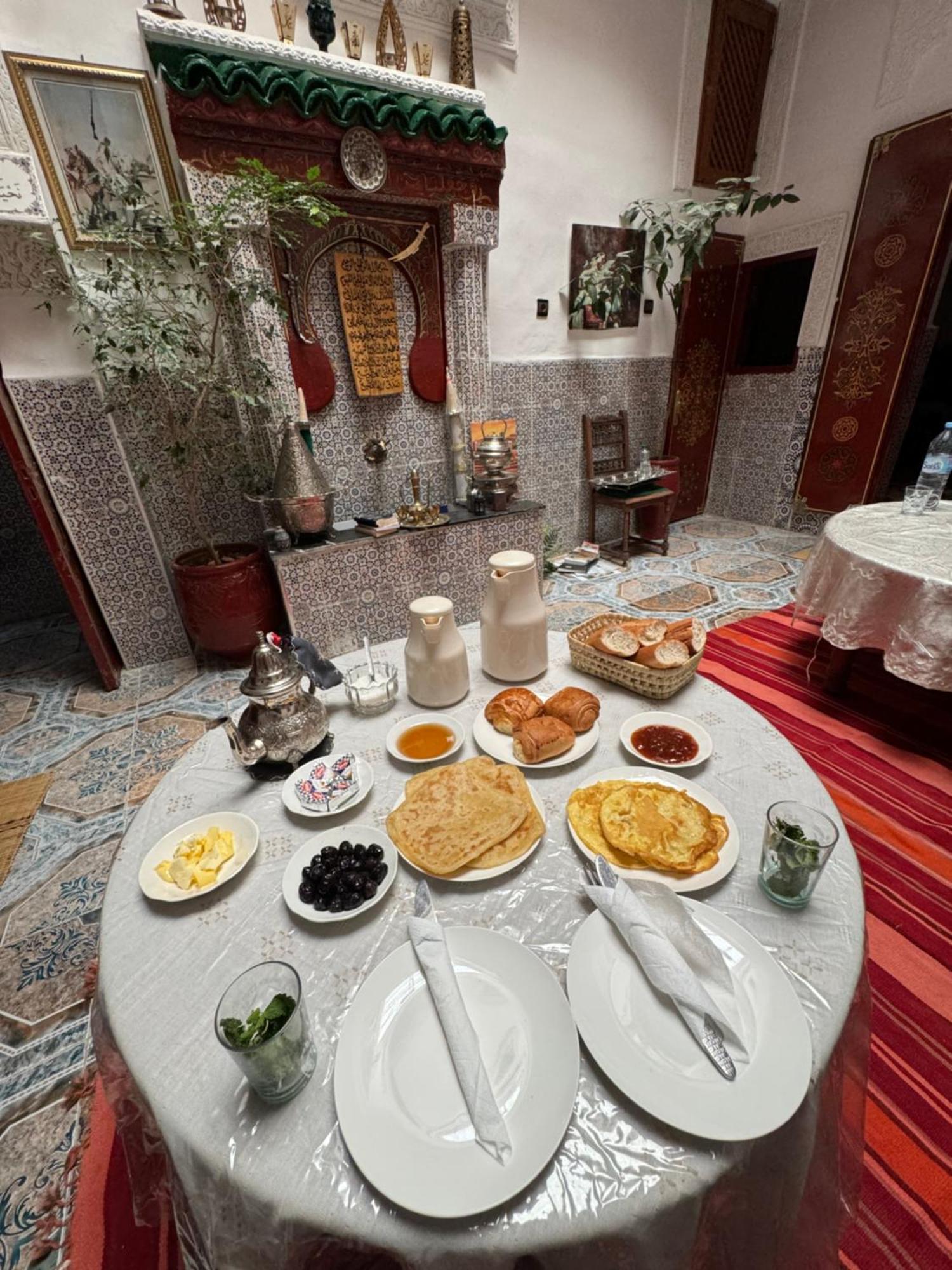 Dar Enouiina Hotel Fez Exterior foto